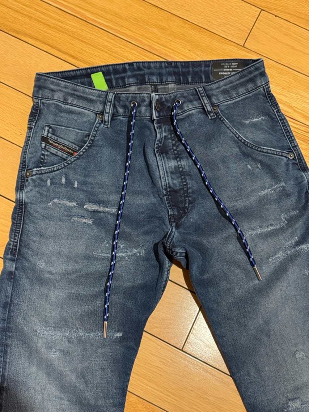 Diesel Krooley Jogg Men's Blue Washed Slim Straight Jeans.